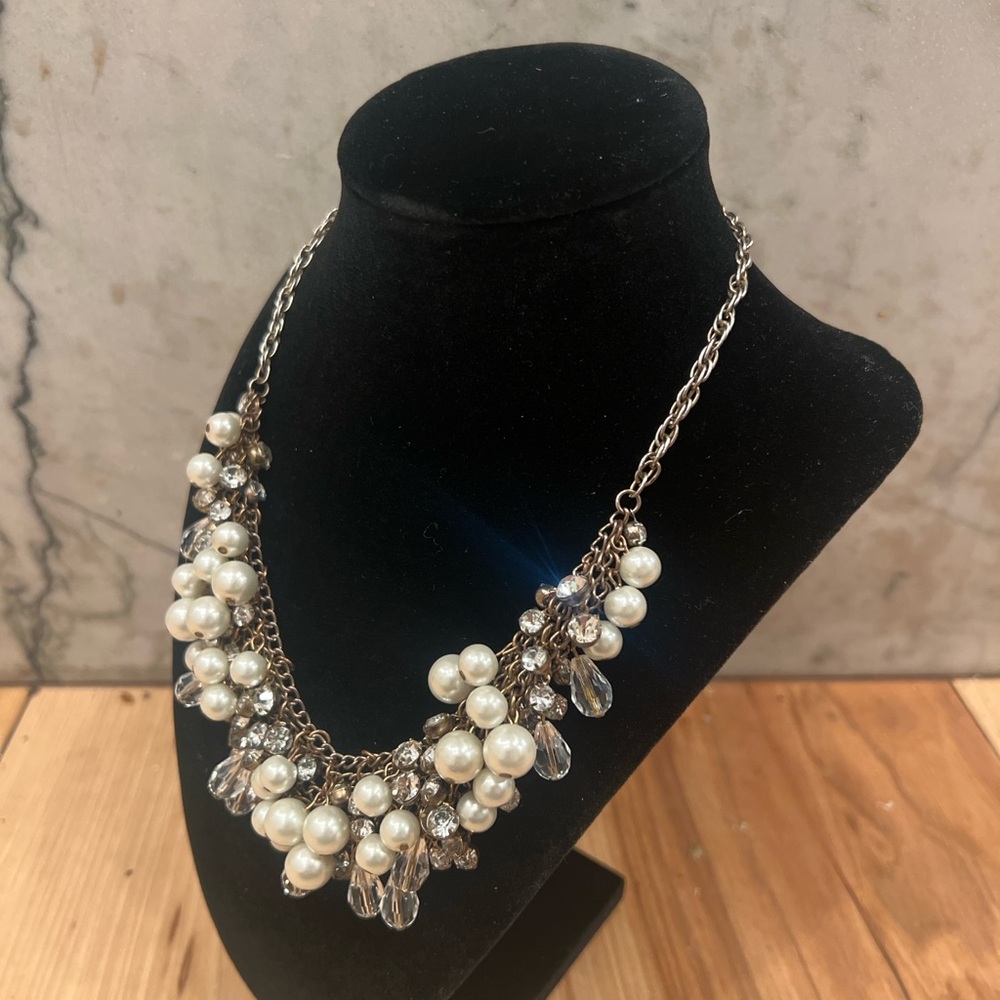 GLAM J CREW Cluster Clutter Necklace - Early 2000’s - Pearl and Crystal